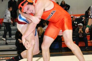 Michael Huck (right) grabbed the 140-pound championship at the Washougal River Rumble.