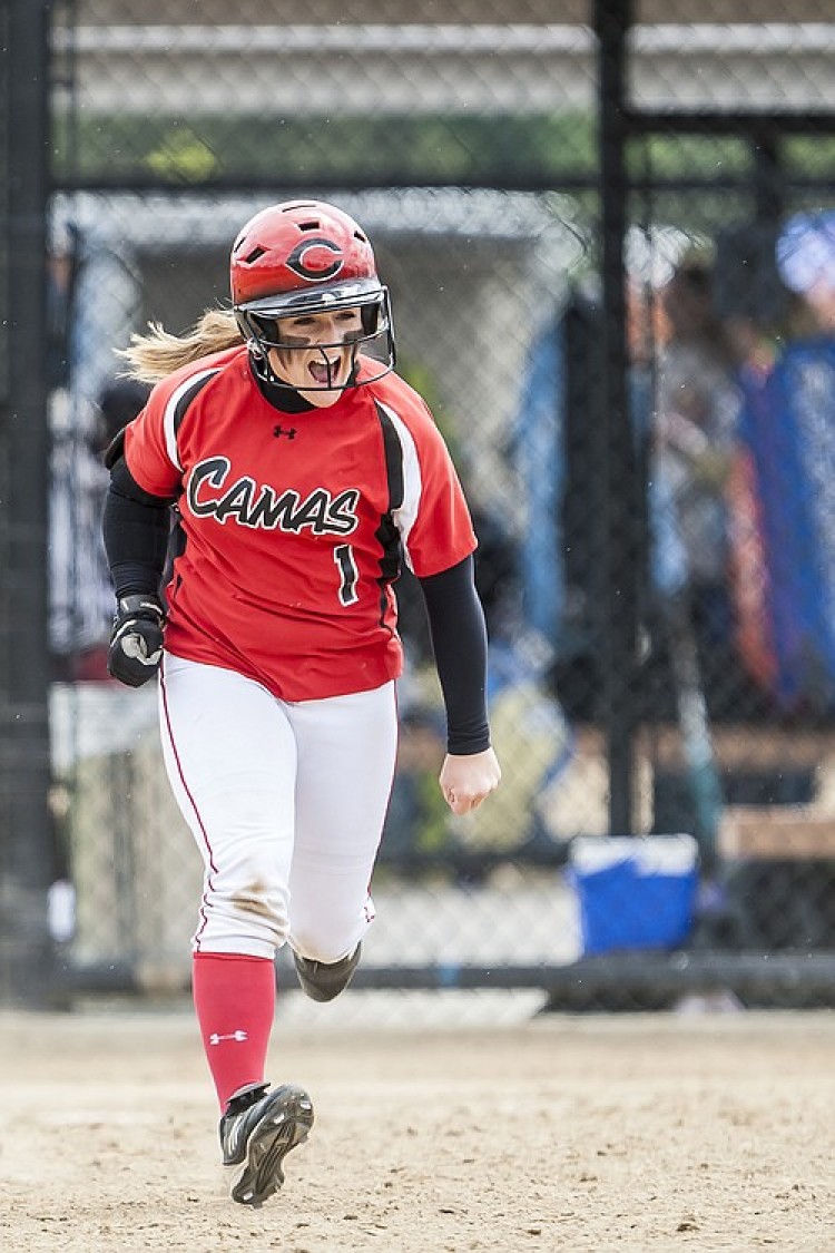 Camas Softball sisters celebrate season | Camas-Washougal Post-Record