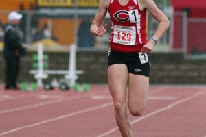 Alexa Efraimson, a 16-year-old from Camas, became the first Papermaker to be selected as the Gatorade Washington Girls Track and Field Athlete of the Year.