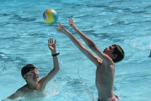 The Camas Municipal Pool will be open additional hours this weekend, to accommodate local residents who would like the opportunity to beat the heat.Temperatures could reach 100 degrees Friday and Saturday, and then stay in the high 80s and 90s through next week.