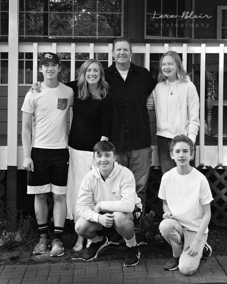 (Contributed photo courtesy of Lara Blair Photography)
Camas photographer Lara Blair is documenting the COVID-19 pandemic by taking portraits of Camas families who are sheltering in place to avoid catching or spreading the deadly virus.