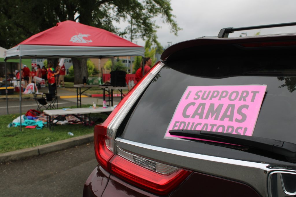Camas teachers’ strike continues; school district says it has made