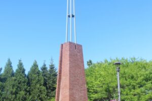 The campanile tower sits in Reflection Plaza in downtown Washougal, July 24, 2024. (Doug Flanagan/Post-Record)